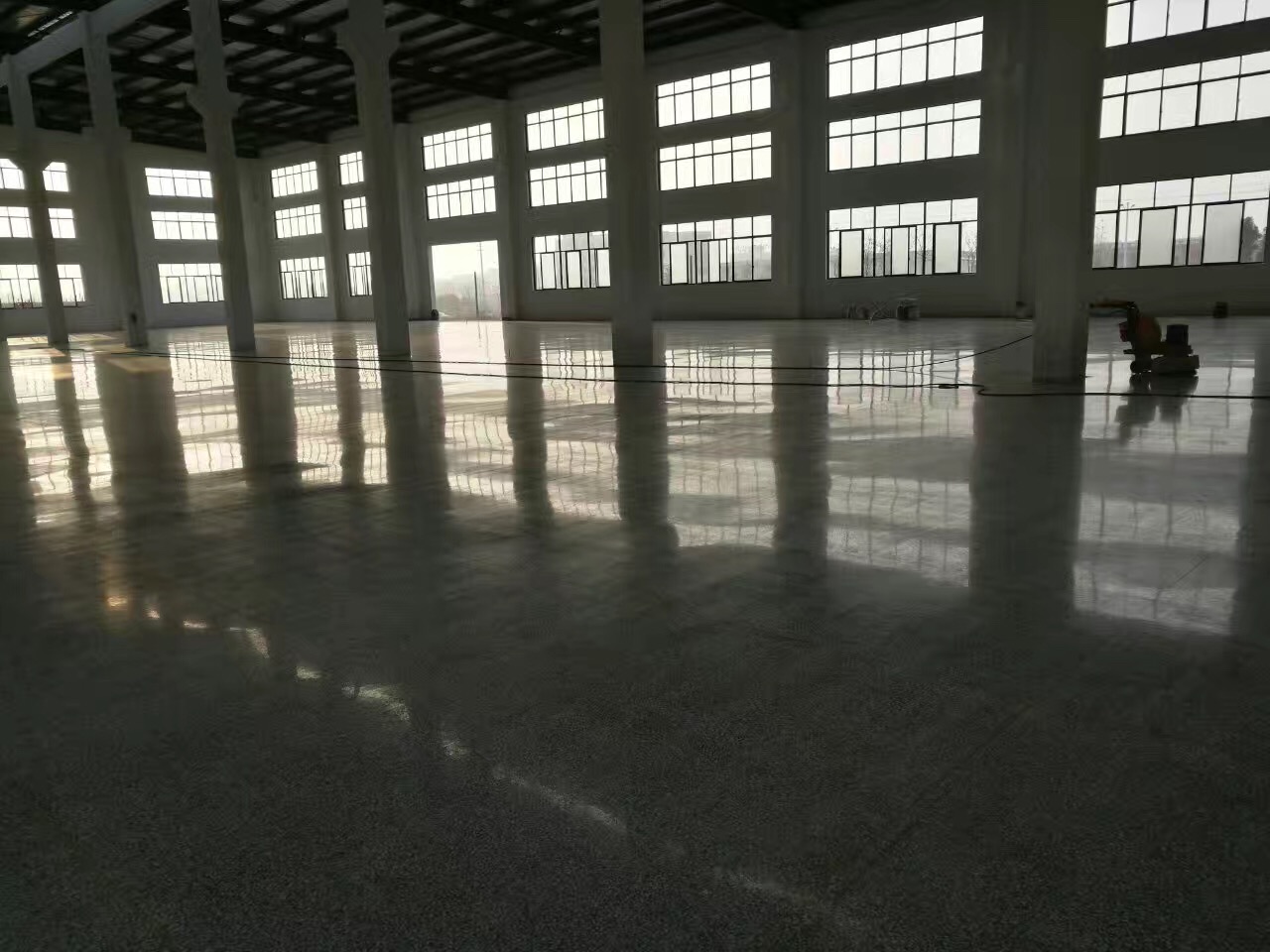 混凝土密封固化劑地坪能起到什么作用？